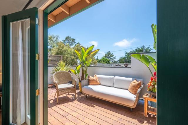 0 Santa Fe 2 NW of 3rd Avenue, Carmel CA: https://media.crmls.org/mediaz/4299fbdd-111d-41c2-8dc1-9d6f6ed8842d.jpg