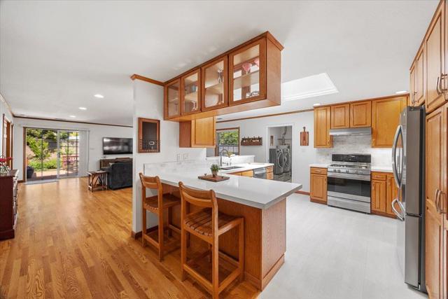 157 Mclellan Avenue, San Mateo CA: https://media.crmls.org/mediaz/429a7052-1c4d-4805-9619-8a4d5653fb2c.jpg