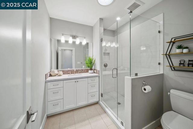 100 Alderwood Rd, Walnut Creek CA: https://media.crmls.org/mediaz/429a733f-9066-47cd-b425-f2afe9bd852e.jpg
