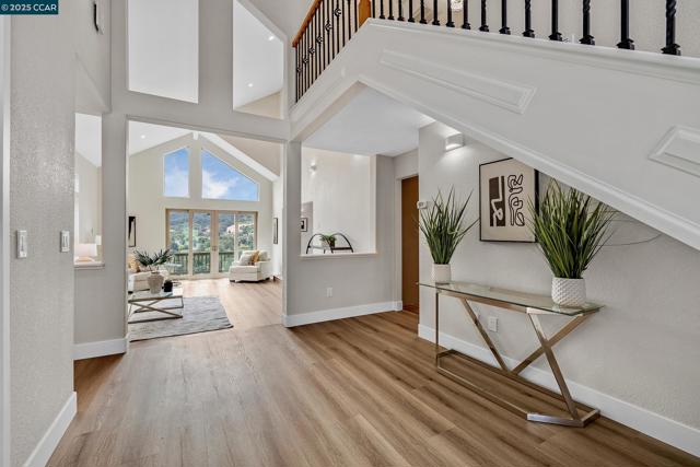 4044 Lambert Rd, El Sobrante CA: https://media.crmls.org/mediaz/429aed6f-fce0-4616-a901-b03fc984eb60.jpg
