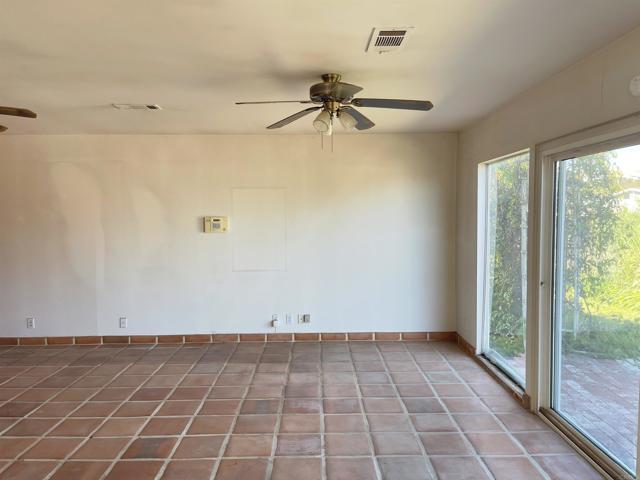 Detail Gallery Image 13 of 44 For 3808 Vista Campana #22,  Oceanside,  CA 92057 - 1 Beds | 1 Baths