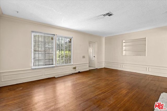 5981 Pickford Street, Los Angeles CA: https://media.crmls.org/mediaz/429c6cf9-8475-4c3f-8843-c7d5f009cd52.jpg