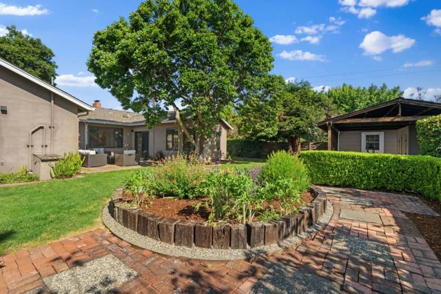2013 Sun Mor Avenue, Mountain View CA: https://media.crmls.org/mediaz/429c9de5-6877-41b3-a0fa-29b2d972347c.jpg