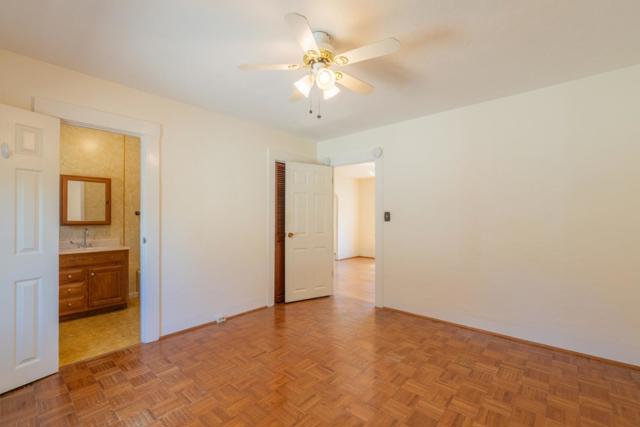1261 Third Street, Monterey CA: https://media.crmls.org/mediaz/429d31f5-2180-4aea-9b9d-6b08fd1d5fee.jpg