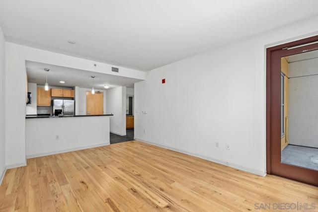 1150 J Street, San Diego CA: https://media.crmls.org/mediaz/429da7e1-bdff-4594-b1f6-3d57708ea60b.jpg