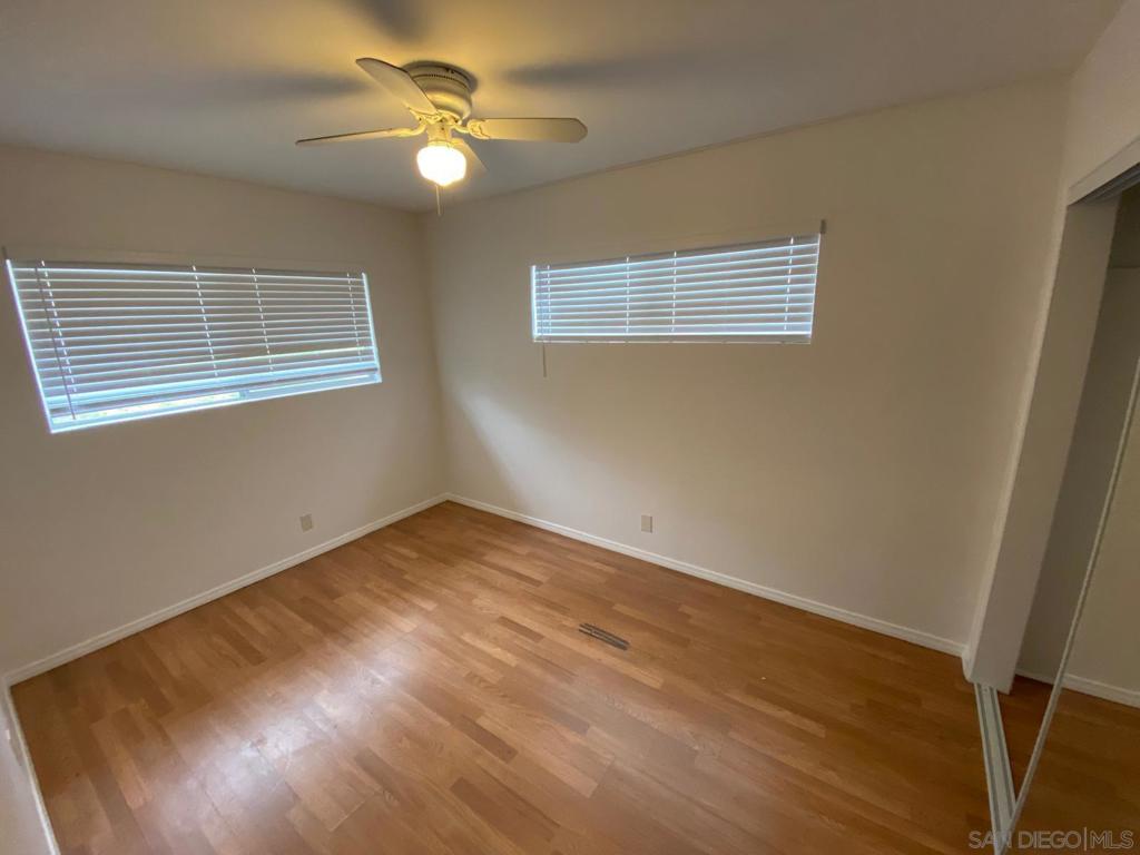 939 7th Ave - photo 13