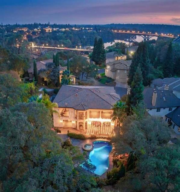 119 Del Norte Vista Way, Folsom CA: https://media.crmls.org/mediaz/429eda26-6d43-4312-a00e-e94f45932b2c.jpg