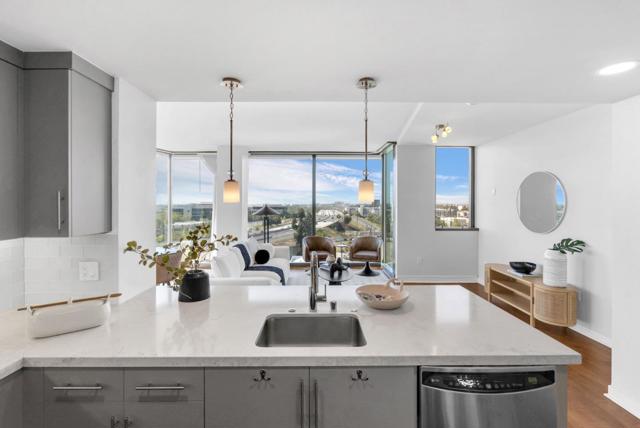 38 N Almaden Boulevard, San Jose CA: https://media.crmls.org/mediaz/429faf75-6dd2-4ba6-83c7-93dc481fc015.jpg