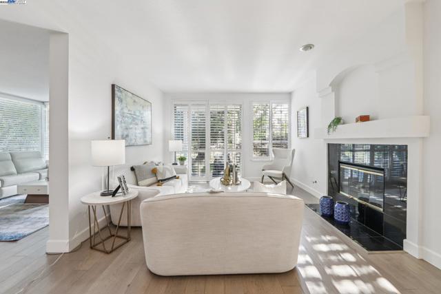 5310 E Lakeshore, San Ramon CA: https://media.crmls.org/mediaz/42a37d0d-337e-47c8-a69f-6ac53fc772e3.jpg