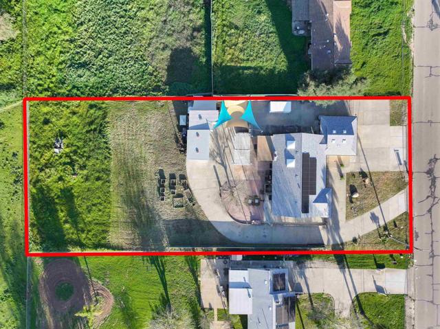 Detail Gallery Image 4 of 54 For 2209 Boundary Ave, Ramona,  CA 92065 - 4 Beds | 2/1 Baths