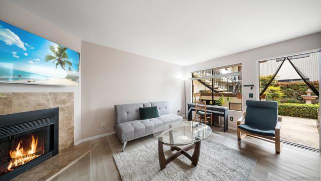 4415 38Th St, San Diego CA: https://media.crmls.org/mediaz/42a451e8-87a5-4a8a-8dc2-fba5f45b0e51.jpg