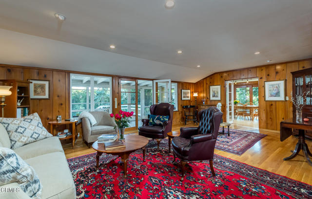 Detail Gallery Image 13 of 75 For 5290 La Canada Bld, La Canada Flintridge,  CA 91011 - 5 Beds | 5 Baths