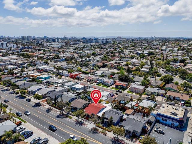 4570 Texas Street, San Diego CA: https://media.crmls.org/mediaz/42a5f96f-2d11-4d8b-988f-43fefc9a1f5b.jpg