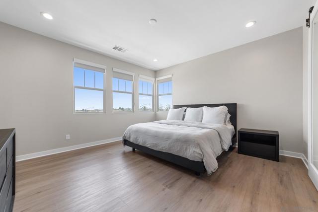 13016 Lumen Way, San Diego CA: https://media.crmls.org/mediaz/42a64452-a363-4a7e-841f-2a7c357b7cdf.jpg