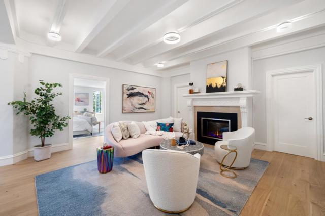 244 Lakeside Drive, Oakland CA: https://media.crmls.org/mediaz/42a7b3e6-61c0-4eec-8358-c22ff52ade32.jpg