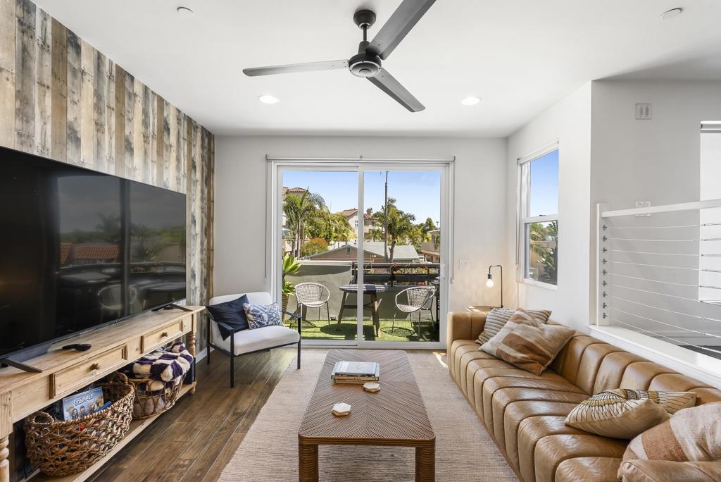 2537 State St. - photo 13