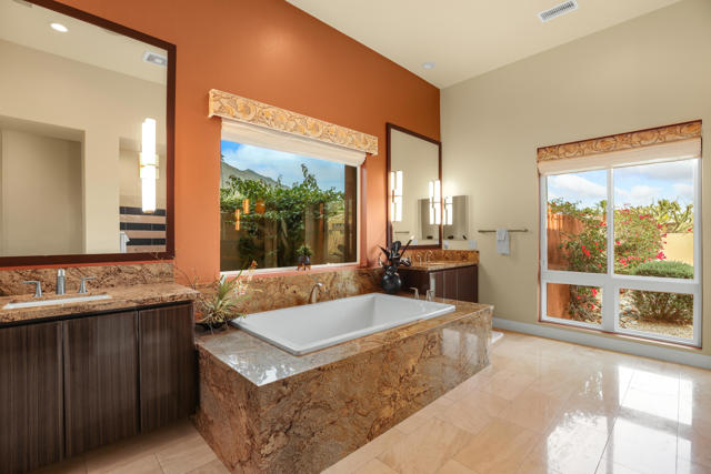 3150 Cody Court, Palm Springs, CA 92264
