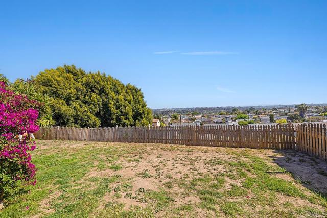 Detail Gallery Image 22 of 65 For 6447 Seascape Dr, San Diego,  CA 92139 - 4 Beds | 2 Baths