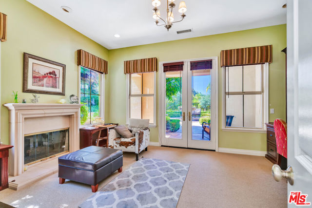 2882 Rainfield Avenue, Westlake Village CA: https://media.crmls.org/mediaz/42aa57ce-af10-4c08-955d-db81f818d60e.jpg