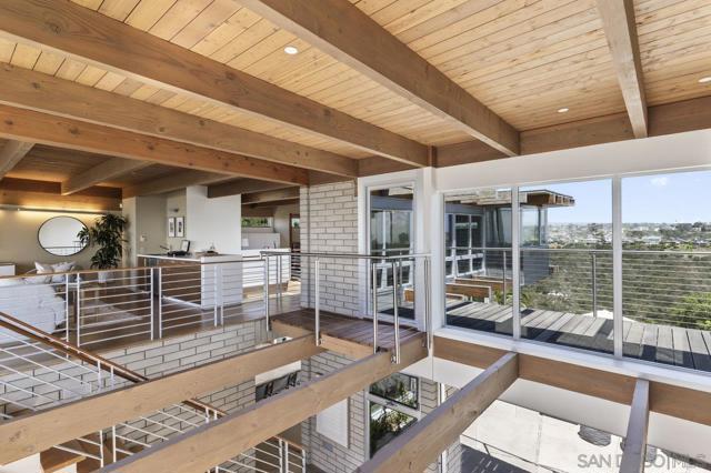 1635 Gascony Rd, Encinitas CA: https://media.crmls.org/mediaz/42abd23c-9f89-4881-9242-0e5118b1c1e9.jpg