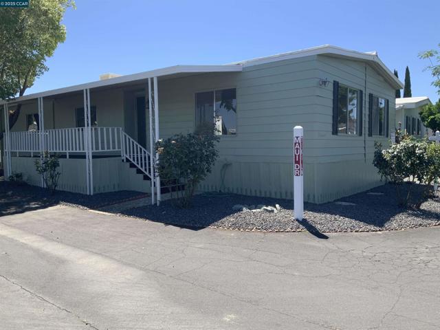 165 Tiki Ln., Pittsburg CA: https://media.crmls.org/mediaz/42ac9802-3be2-4889-ba7d-197531c96d12.jpg