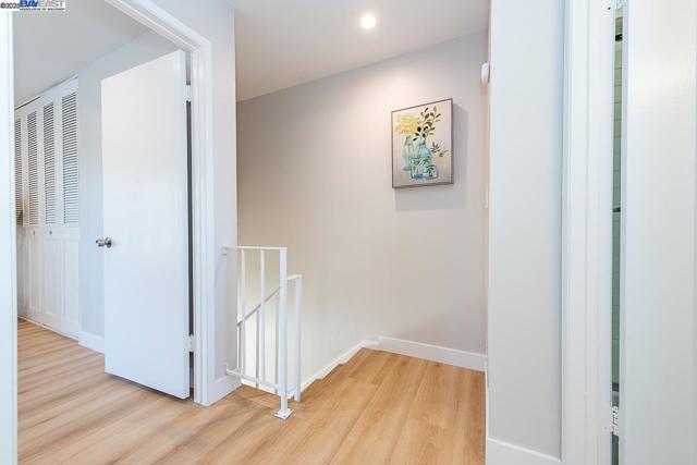 4562 Deerfield Ter, Fremont CA: https://media.crmls.org/mediaz/42ad6584-9a16-4d7d-8280-8033db26e62e.jpg