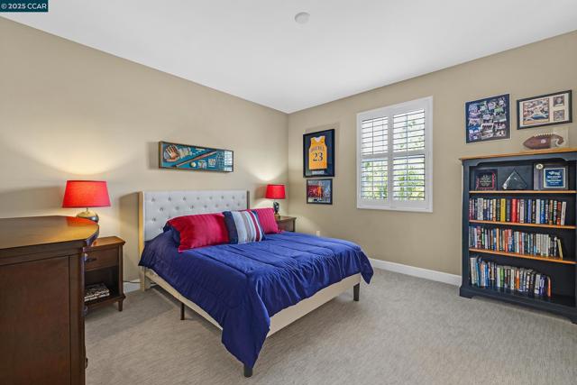 2222 Creekview Pl, Danville CA: https://media.crmls.org/mediaz/42ad6829-011b-48c0-8847-8e8ba4273cbd.jpg