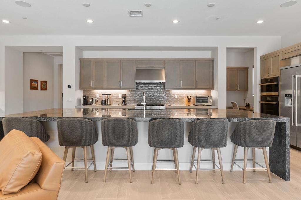 MLS #219136211DA image #7