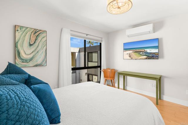 Detail Gallery Image 36 of 51 For 909 Olive Ave, Coronado,  CA 92118 - 2 Beds | 2 Baths