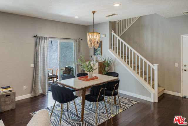 27356 Dearborn Drive, Valencia CA: https://media.crmls.org/mediaz/42b214f4-b92c-4d9e-92e2-890fdb6a12d9.jpg
