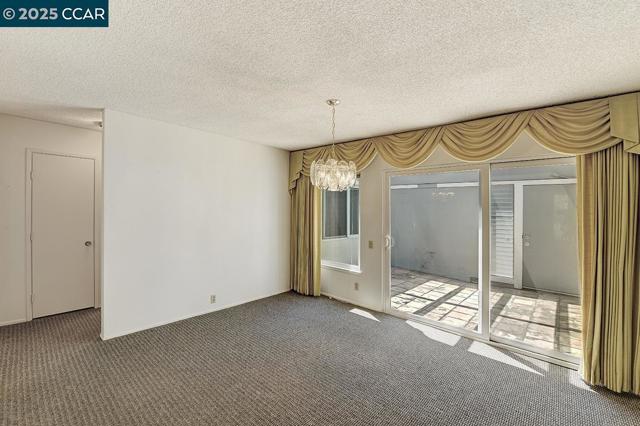 3333 Tice Creek Dr, Walnut Creek CA: https://media.crmls.org/mediaz/42b2a6c3-6ec0-4136-86a1-cc6922955a18.jpg