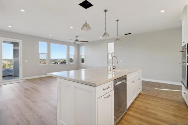 2942 Copley Ave, San Diego CA: https://media.crmls.org/mediaz/42b2cbc8-98a1-49ac-b169-0bd7d28deb5f.jpg