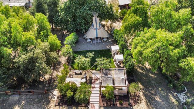 18940 Littlefield Lane, Valley Center CA: https://media.crmls.org/mediaz/42b31cb4-0c02-42ec-b4df-bf44451b219d.jpg