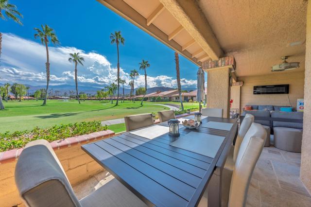 141 Camino Arroyo N, Palm Desert CA: https://media.crmls.org/mediaz/42b32211-a8c9-456a-8493-a1377949b5a6.jpg