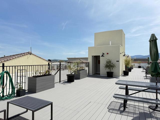 400 San Benito Street, Hollister CA: https://media.crmls.org/mediaz/42b3d77d-0cfc-4f4f-9acb-0069e6ff94b3.jpg