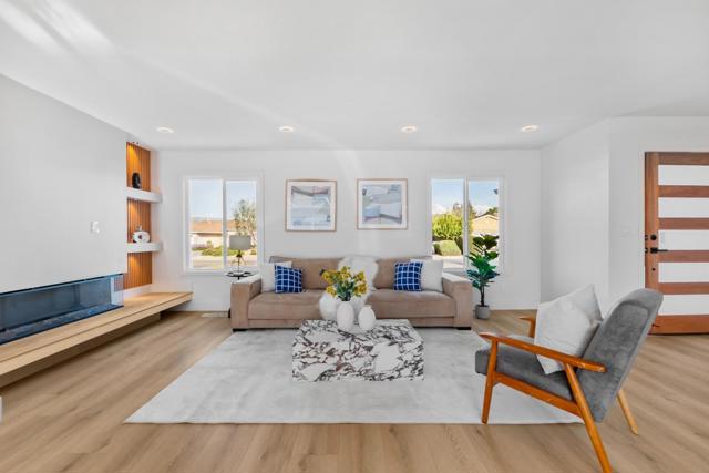 2877 Pelican Drive, Union City CA: https://media.crmls.org/mediaz/42b45eb6-f3da-45ed-8d3c-9aefc1be50ac.jpg