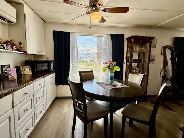 32220 San Miguelito Drive, Thousand Palms CA: https://media.crmls.org/mediaz/42b4706a-5a23-48c0-9dad-a8758885c1ba.jpg