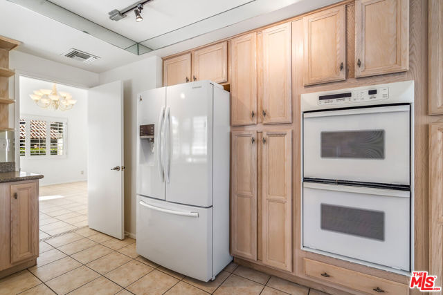 62 Calle Solano, Rancho Mirage CA: https://media.crmls.org/mediaz/42b51497-fcd4-4c0f-854e-72aa51d064d8.jpg