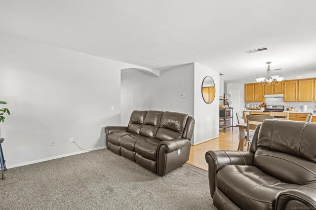 5954 Vista Santa Catarina, San Diego CA: https://media.crmls.org/mediaz/42b60a12-1d6f-4c24-99ec-00f264f157bc.jpg