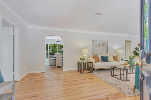20335 Saratoga Los Gatos Road, Saratoga CA: https://media.crmls.org/mediaz/42b615ec-cf4a-4a9e-ae88-f83063d1e2fc.jpg