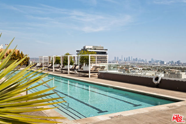 2 Bed Home for Sale in Los Angeles, California