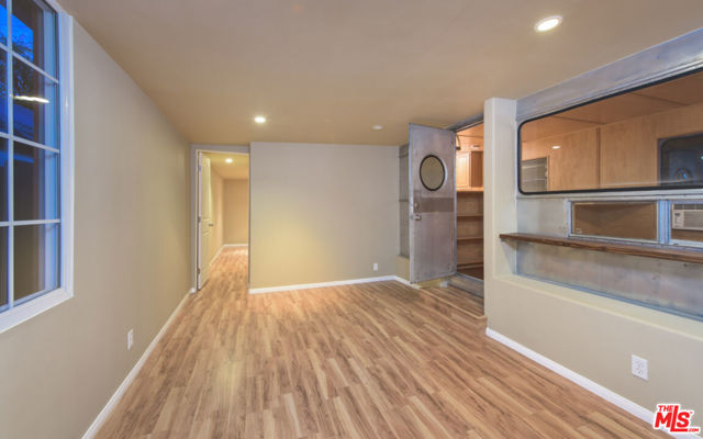 272 N Topanga Canyon Boulevard, Topanga CA: https://media.crmls.org/mediaz/42b7e245-5f5a-4897-b9bd-e0de195da820.jpg