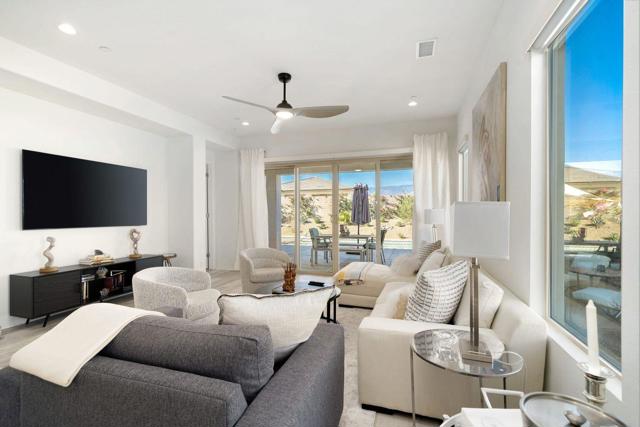 57 Claret, Rancho Mirage CA: https://media.crmls.org/mediaz/42b84061-6e5c-4557-b808-5d0becad458c.jpg