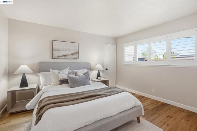 Image 7 of 20 For 2394 Saint George Dr