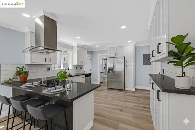 2427 67th Ave, Oakland CA: https://media.crmls.org/mediaz/42bff183-9da2-4b22-9bab-3eb5598914a6.jpg
