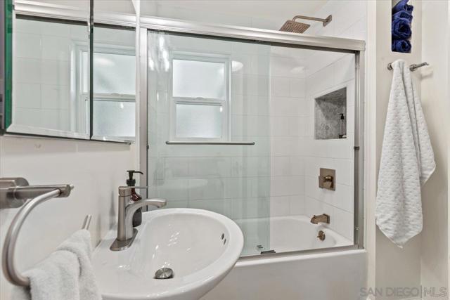 5021 Foothill Blvd, San Diego CA: https://media.crmls.org/mediaz/42c1ebf9-cf72-4ebe-95c8-498e1151ac3f.jpg