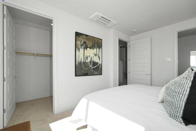 2388 Stanford Street, Alameda CA: https://media.crmls.org/mediaz/42c24a28-811e-4586-ab30-109508238ccb.jpg