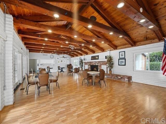 6496 Friendly Place, Carlsbad CA: https://media.crmls.org/mediaz/42c35017-b931-4f2c-9279-4a2d7fb9814f.jpg