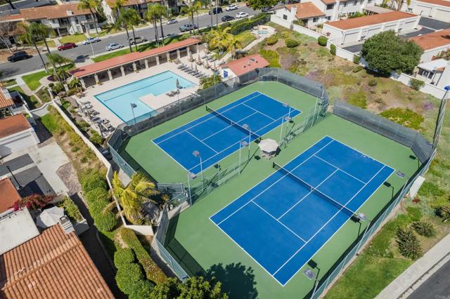 Detail Gallery Image 27 of 31 For 6819 Alderwood Dr, Carlsbad,  CA 92011 - 2 Beds | 2/1 Baths