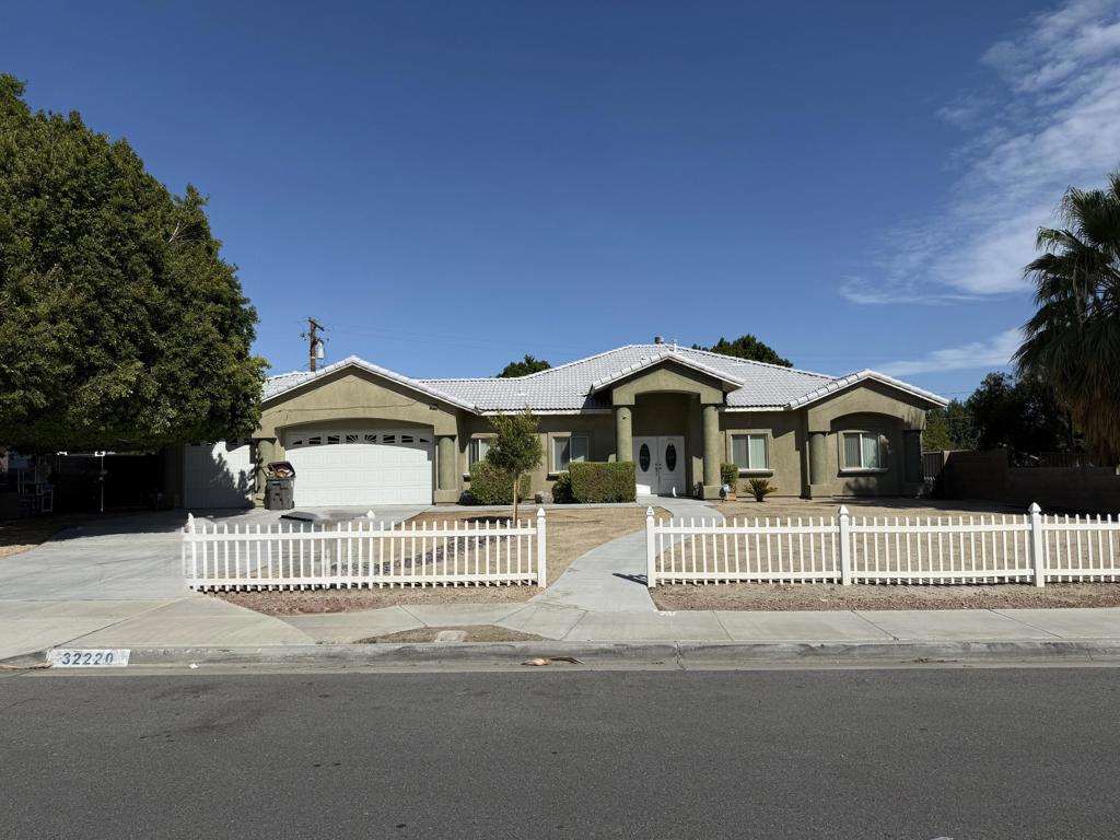 32220 Shifting Sands Trail
